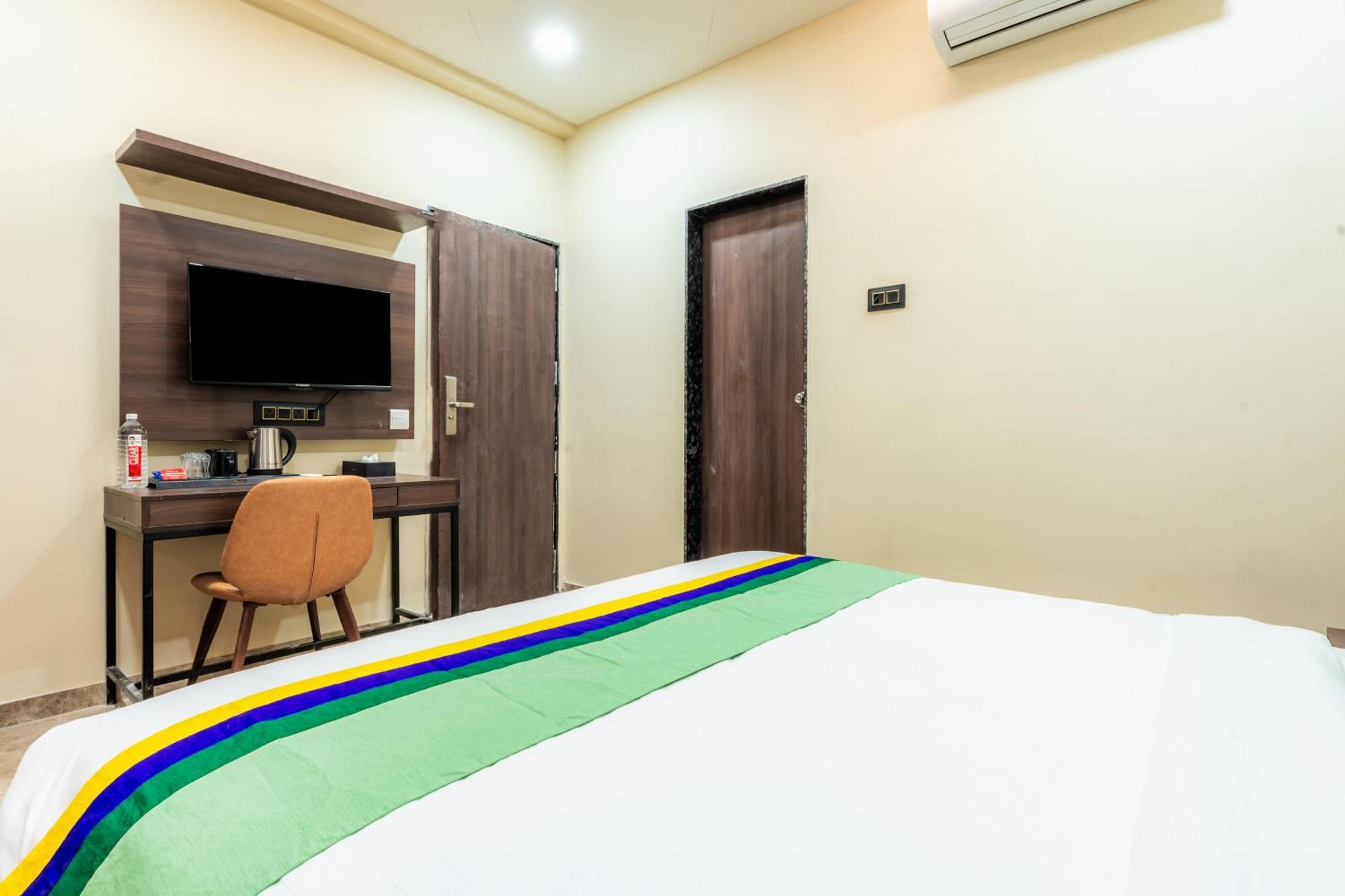 Treebo City Center Sakardara Екстер'єр фото