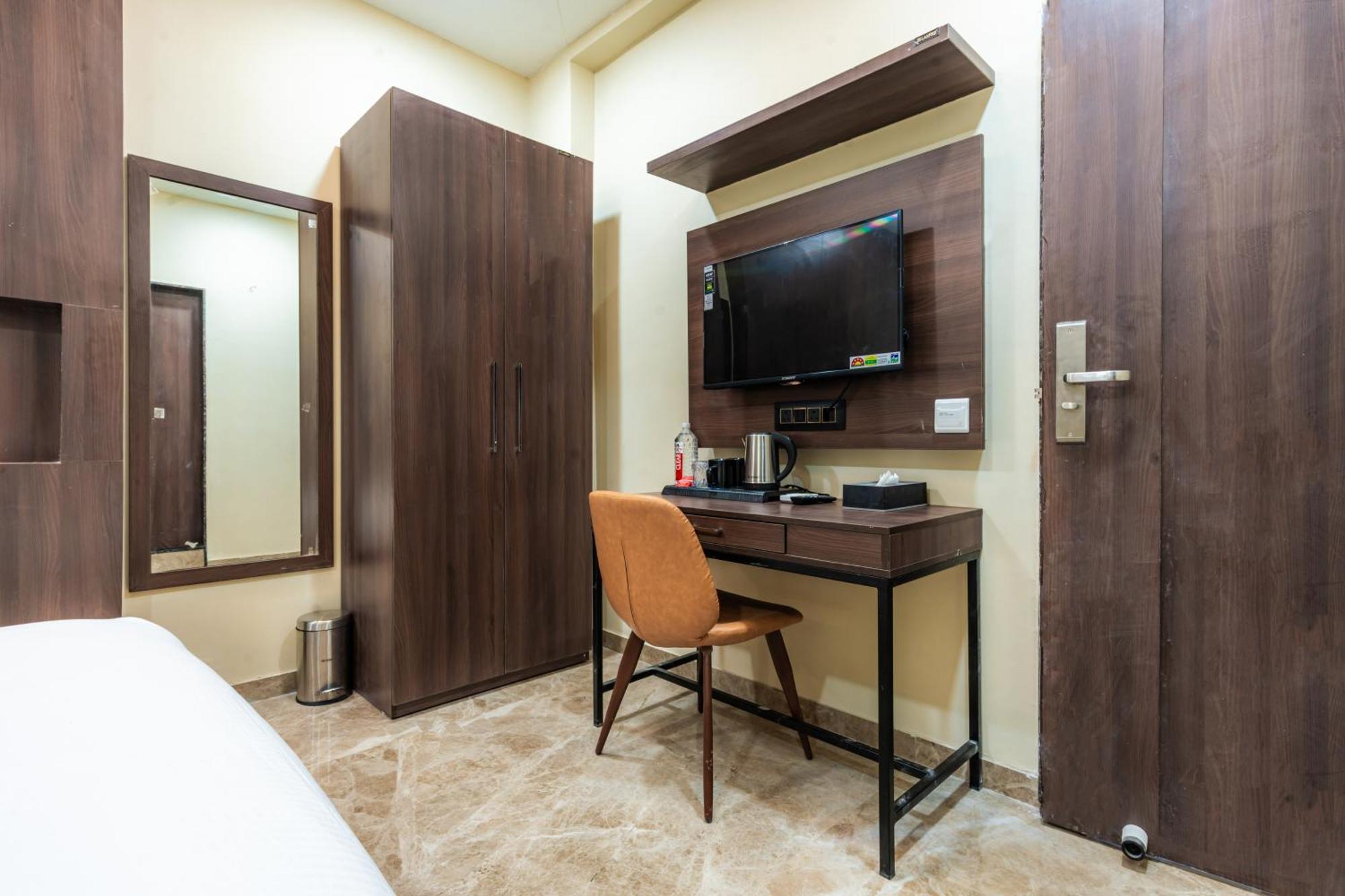 Treebo City Center Sakardara Екстер'єр фото