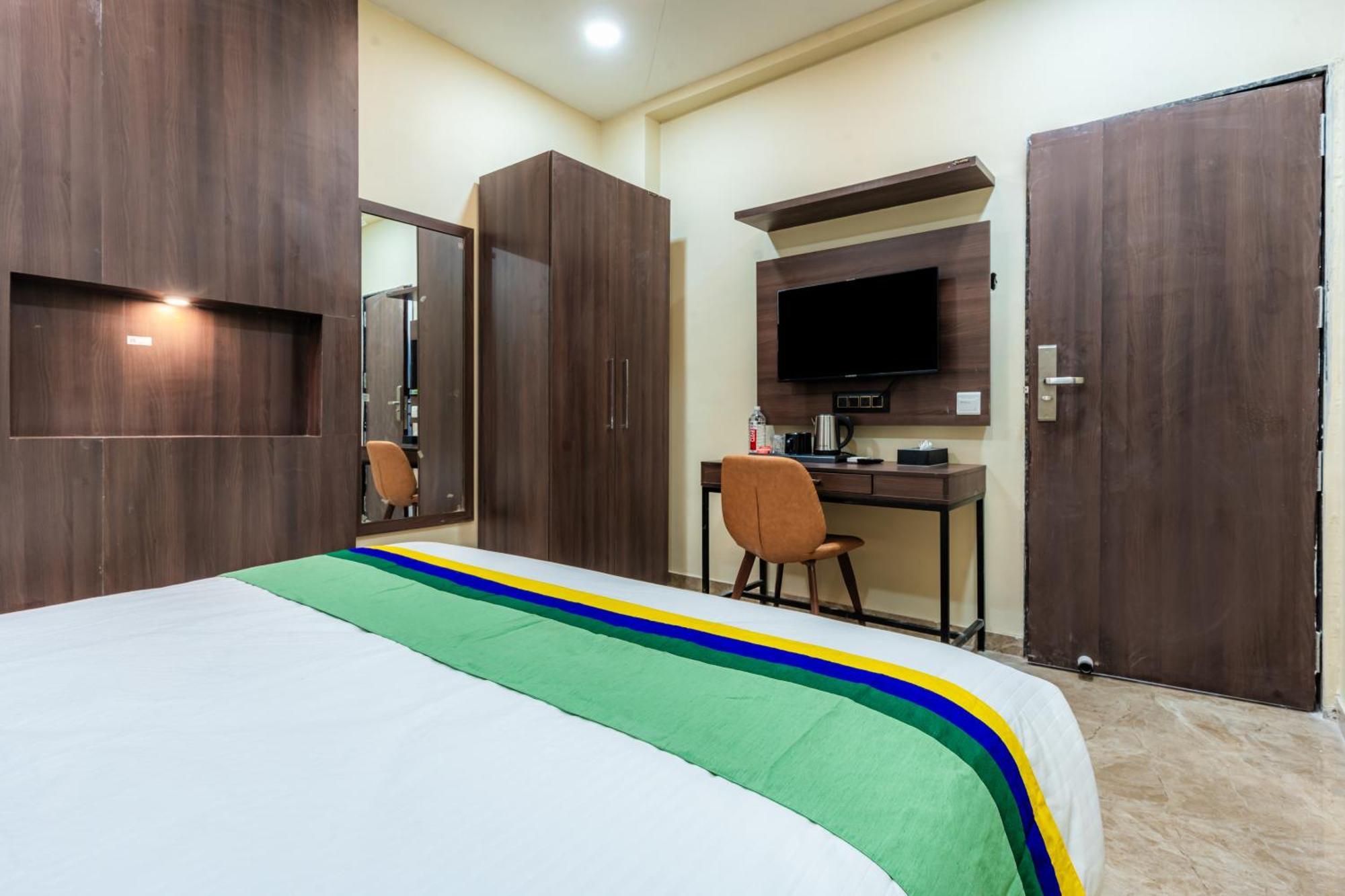 Treebo City Center Sakardara Екстер'єр фото
